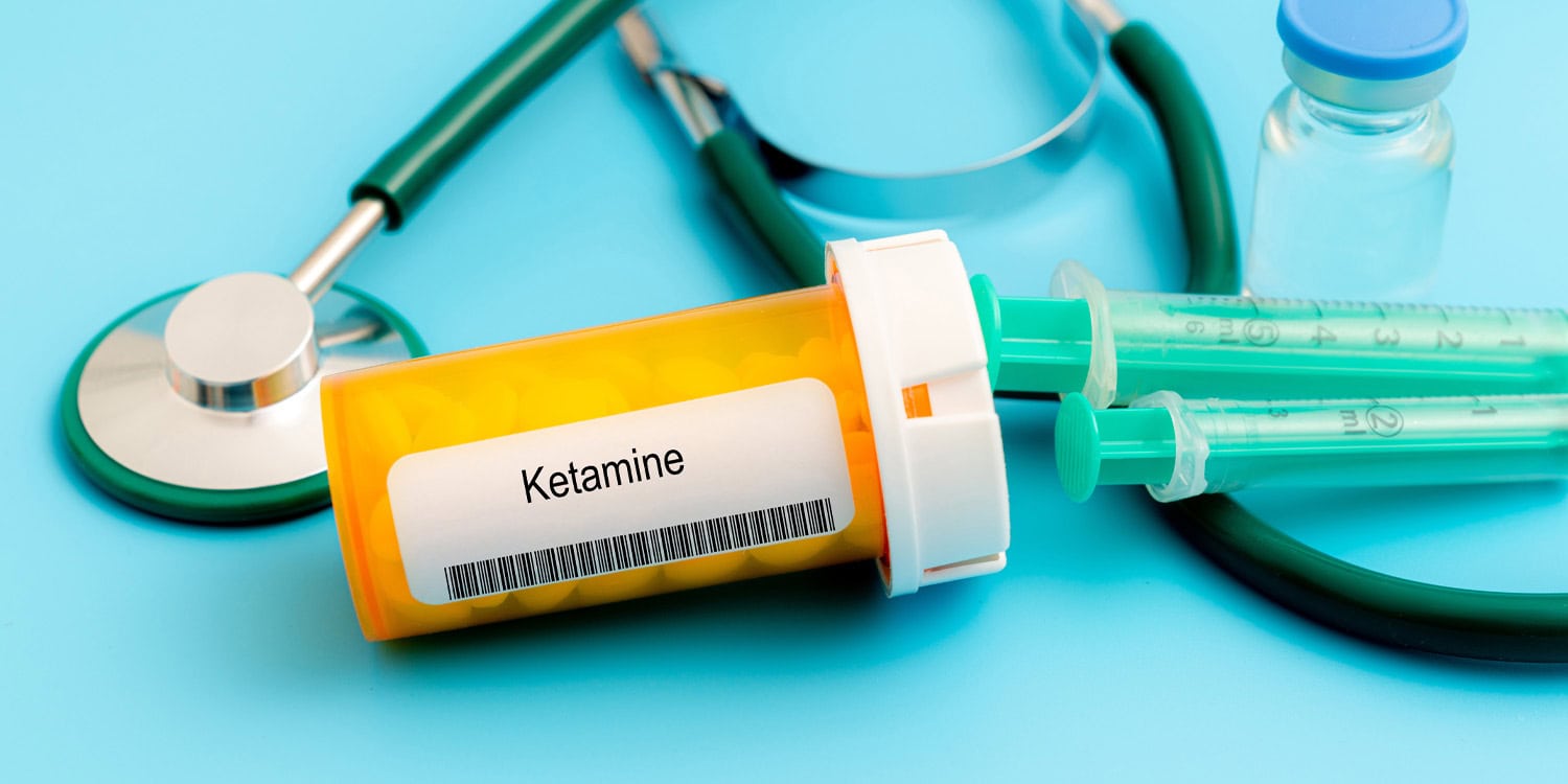 Ketamin Anestezisi Sonrası Beyin Değişikliklerinde Cinsiyet Farklılıkları: Stres Hormonlarının Rolü